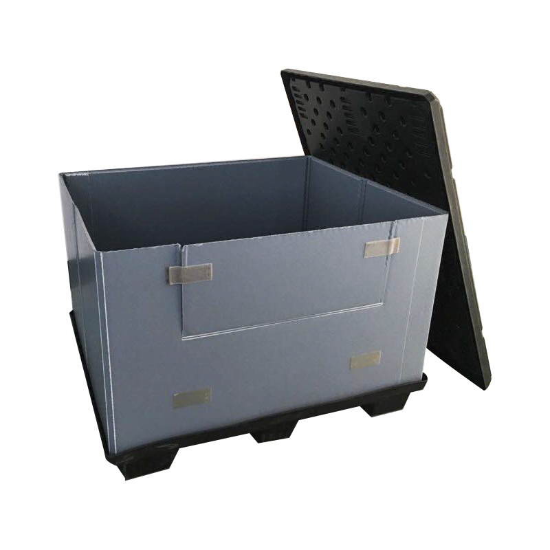 Assemble the plastic sleeve box Assemble the plastic sleeve box