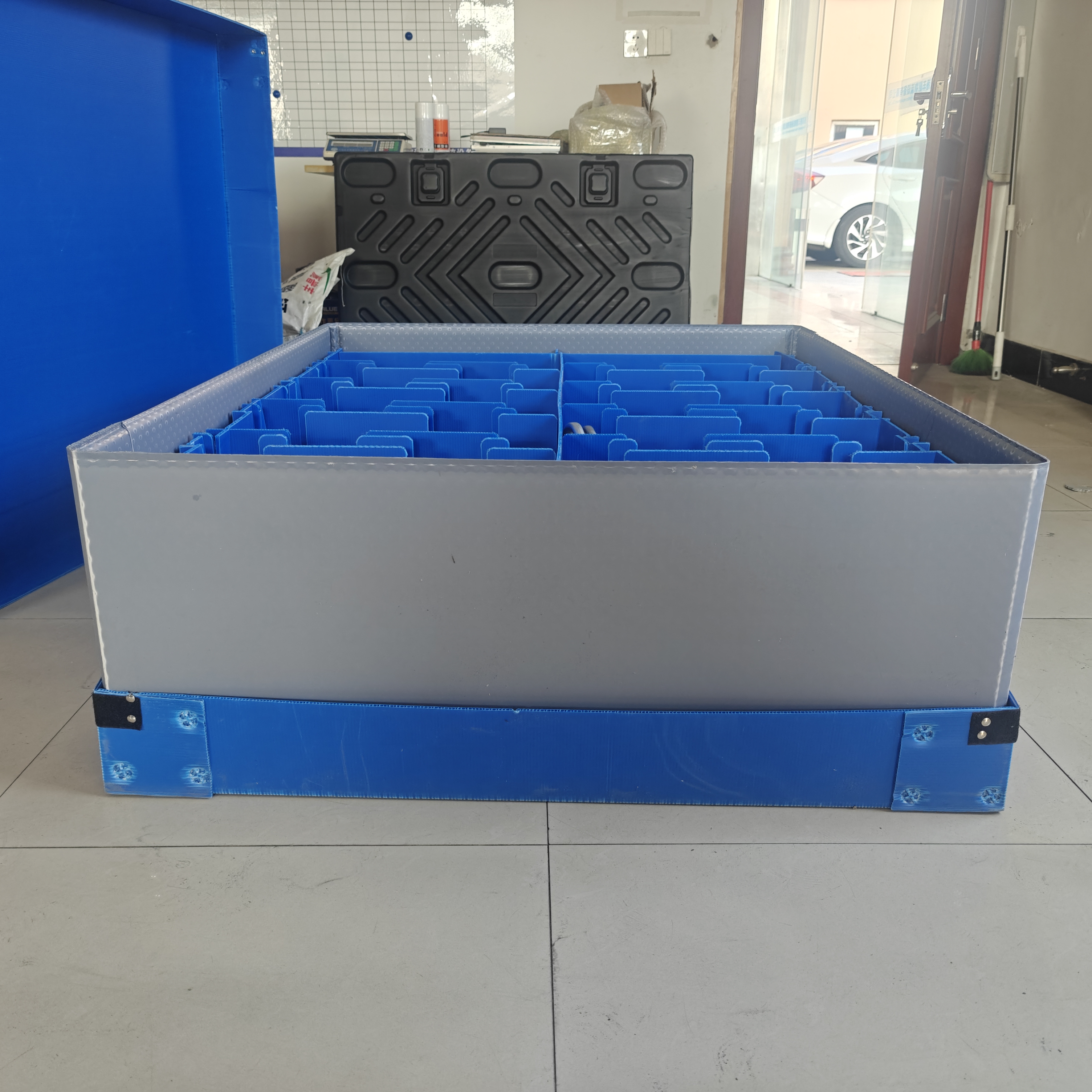 plastic container plastic container