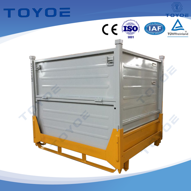 Lockable wheeled metal boxes streamline logistics turnover. 