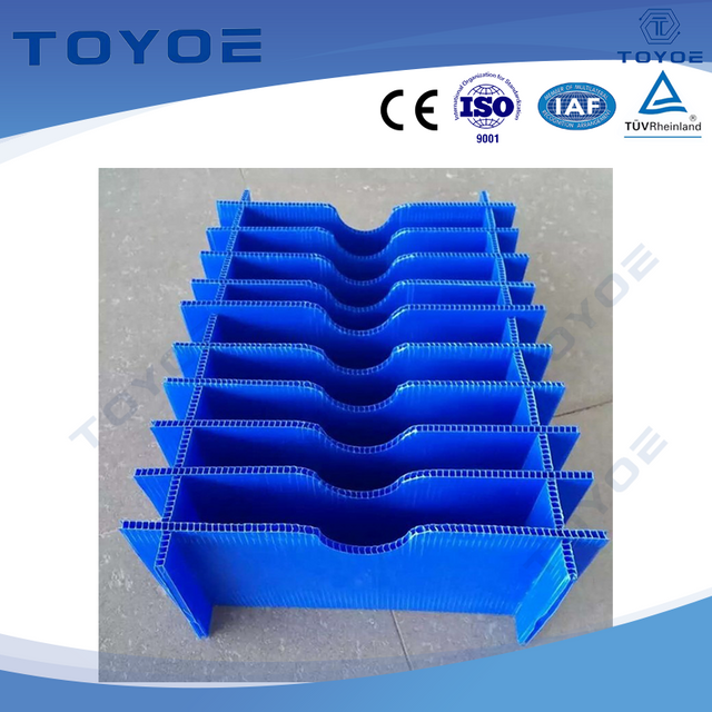 Multi-Purpose Lightweight Plastic Panels in Vibrant Colors