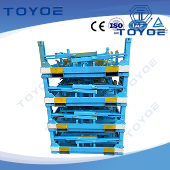Foldable and stackable auto parts rack with protective foam lining