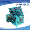 The Multi-layered Rack with Inner Lining Simplifies Picking for Female Workers.