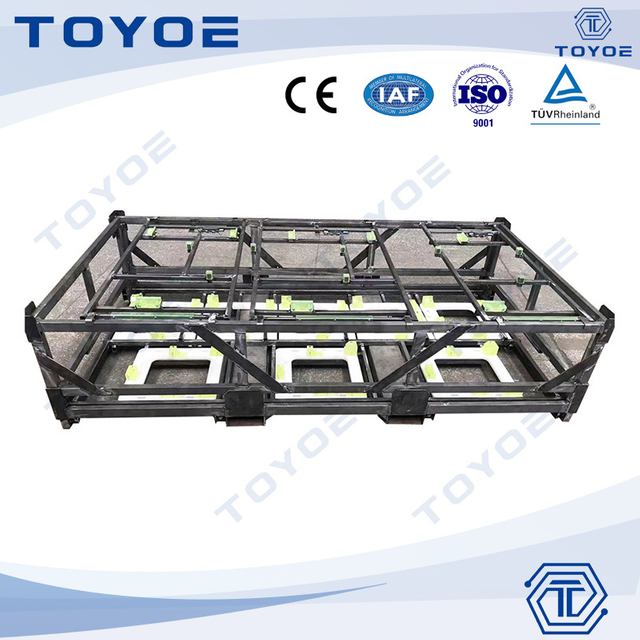 Toyota's plastic transport box secures auto parts during transit.