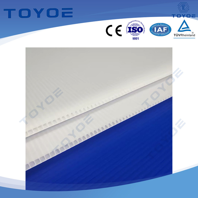 Plastic Corrugated Panel