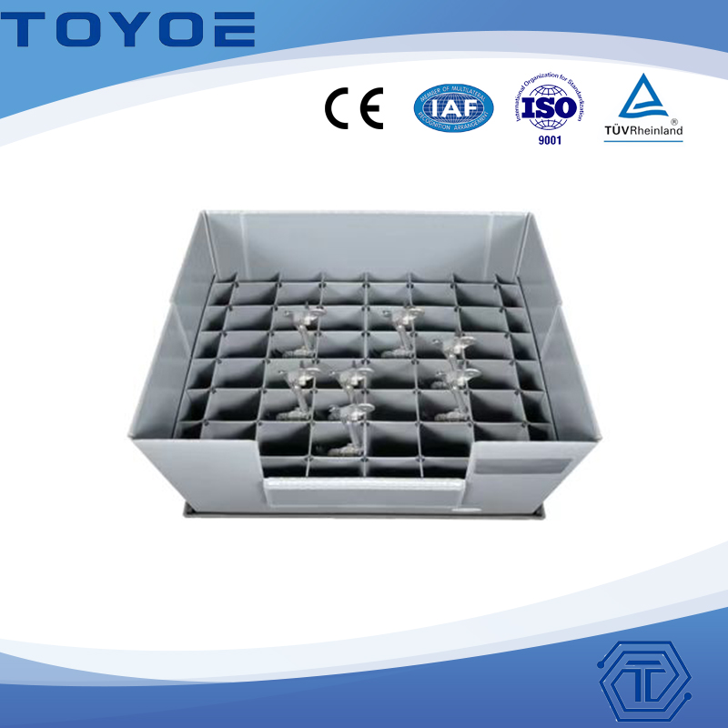 Plastic-lined pallet box