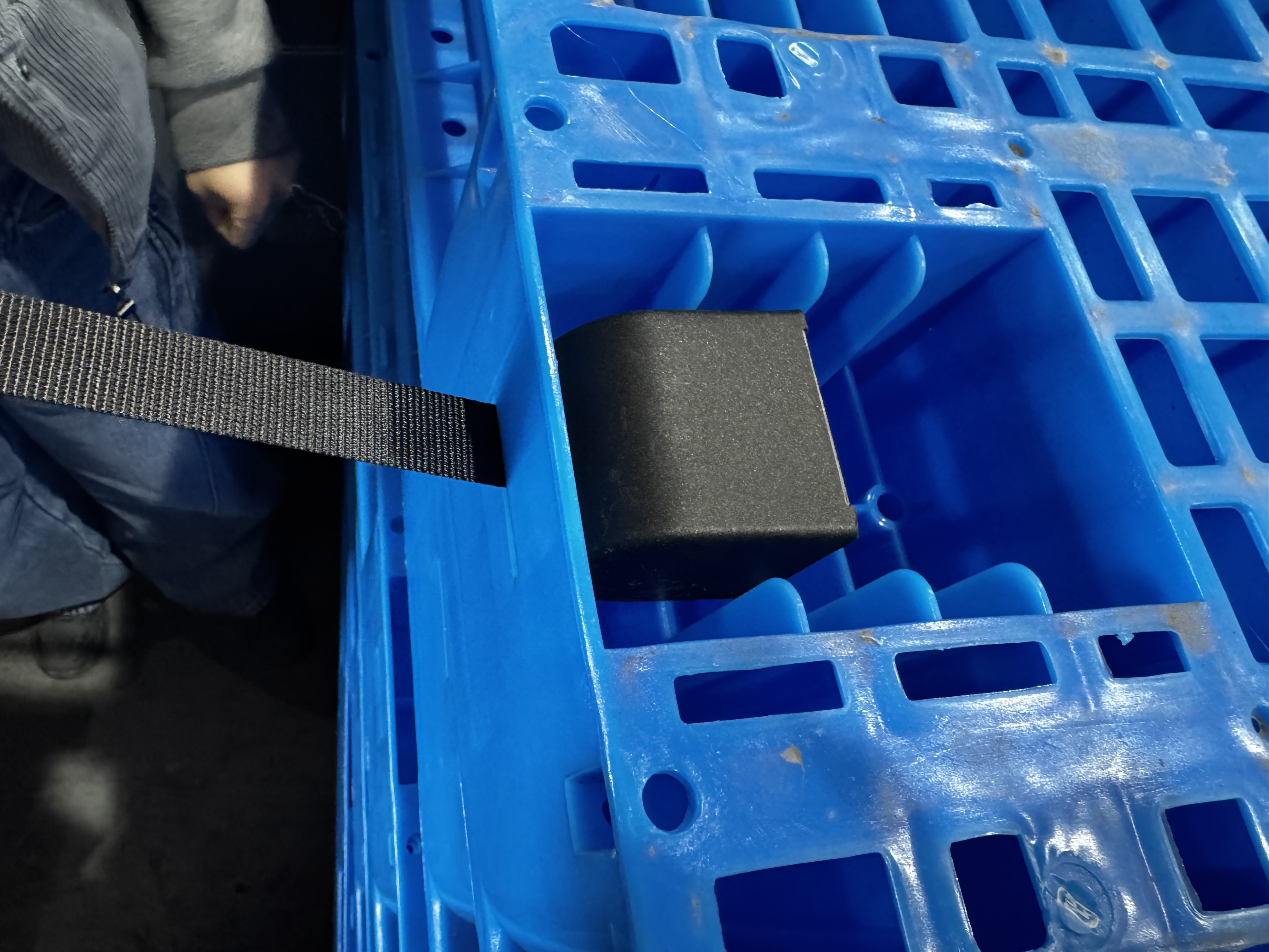 Strapping tape
